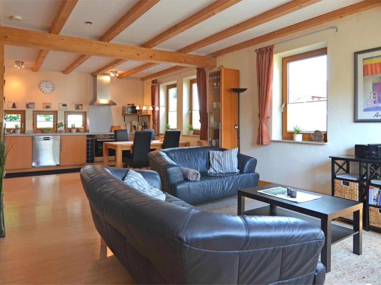 Apartment In Eslohe With Terrace Eksteriør bilde