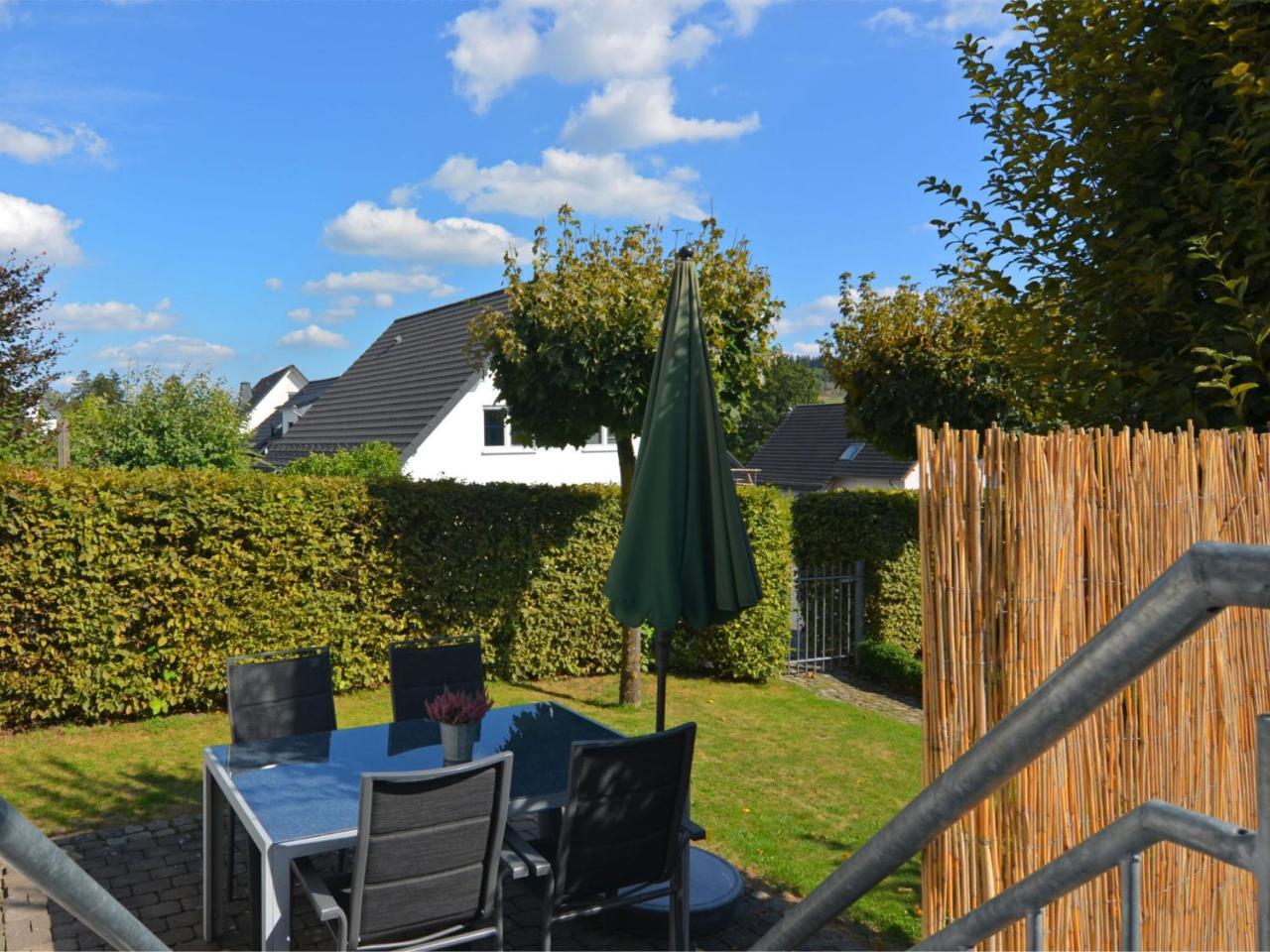 Apartment In Eslohe With Terrace Eksteriør bilde